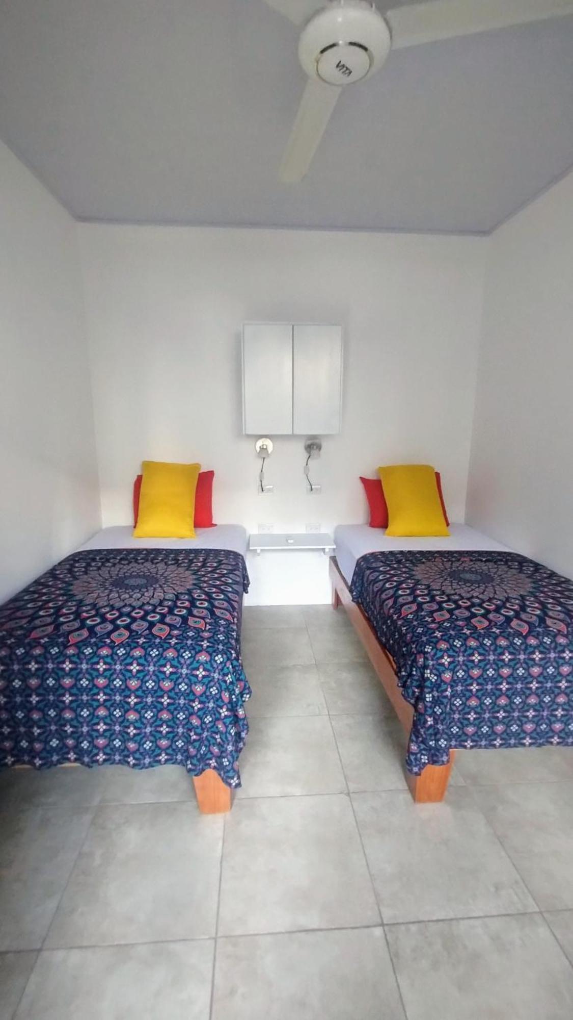 Casajungla Hostel Jaco Exterior photo