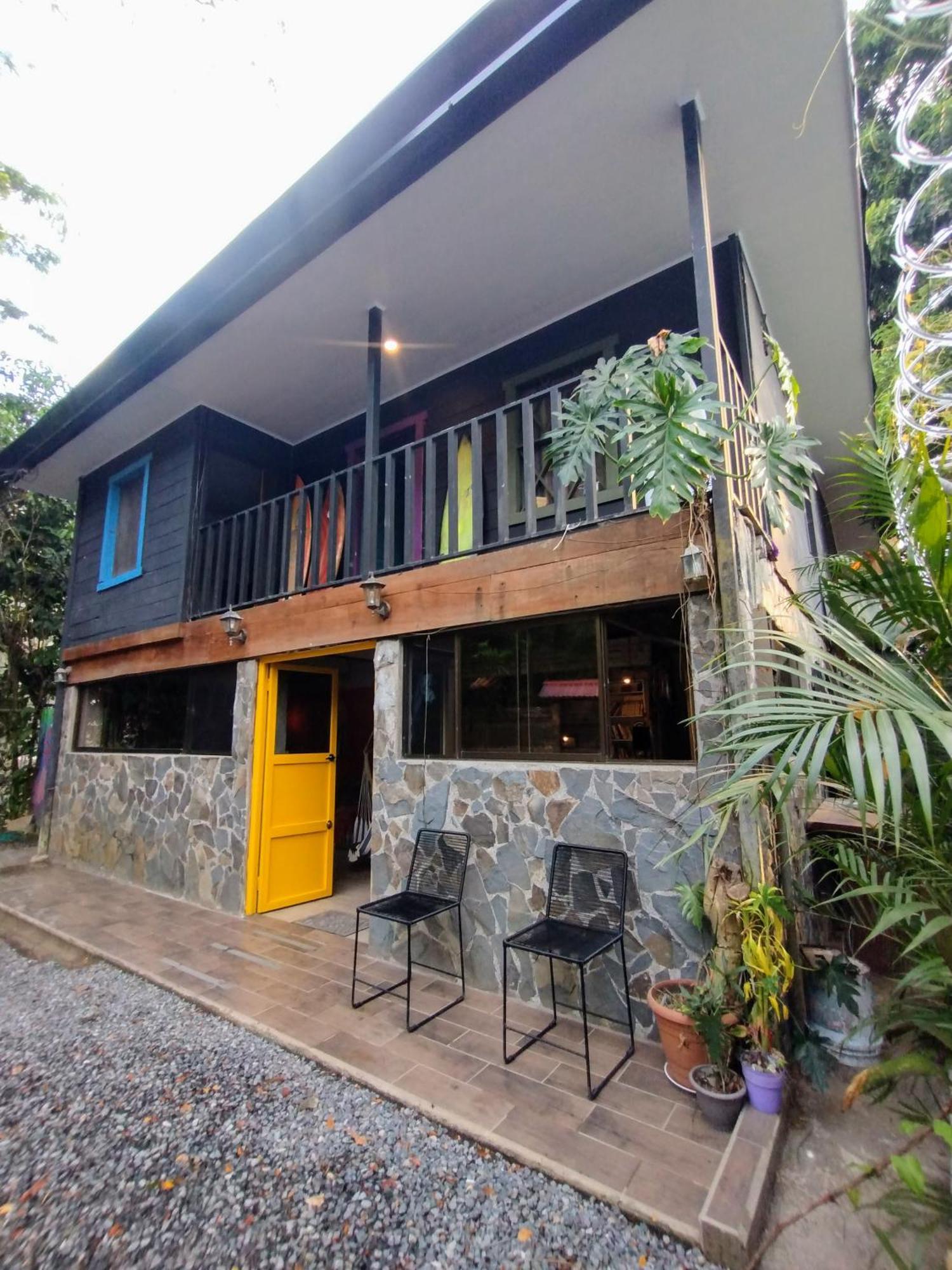 Casajungla Hostel Jaco Exterior photo