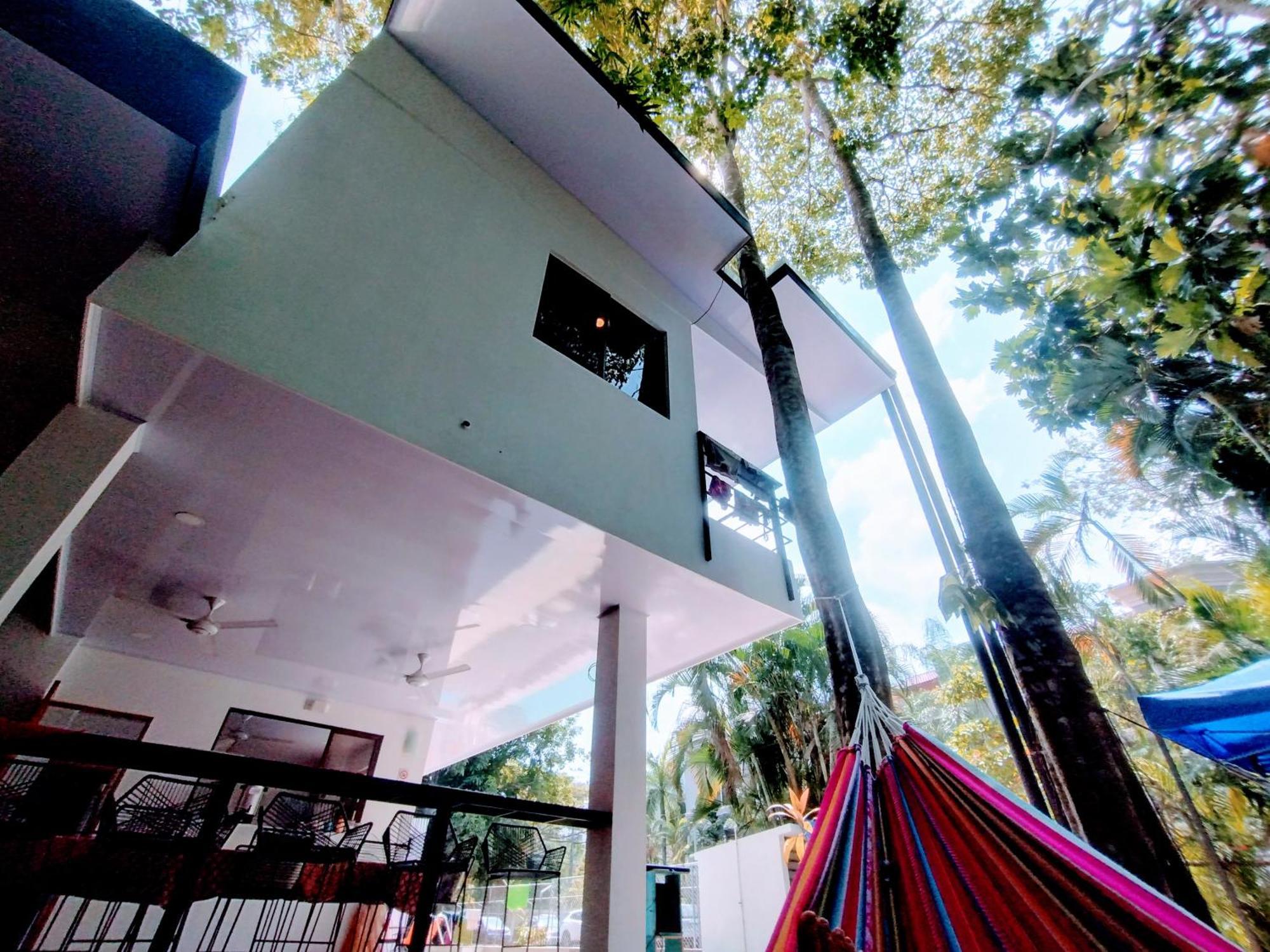 Casajungla Hostel Jaco Exterior photo